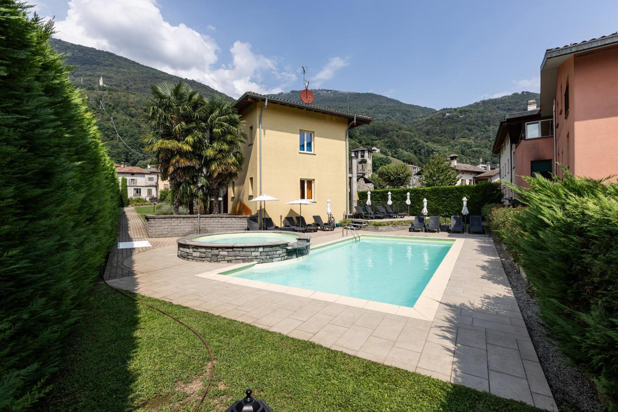 Spluga "Relax & Apartaments" By Alfio Colombo Sorico Exterior photo